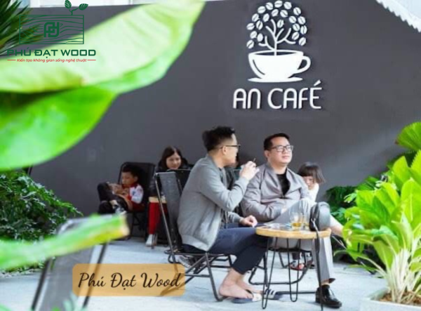 bàn cafe gỗ me tây tại Hà Nội