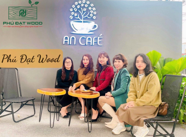 Dự Án Bàn Ghế Quán Cafe Sang Trọng Tại Hà Nội