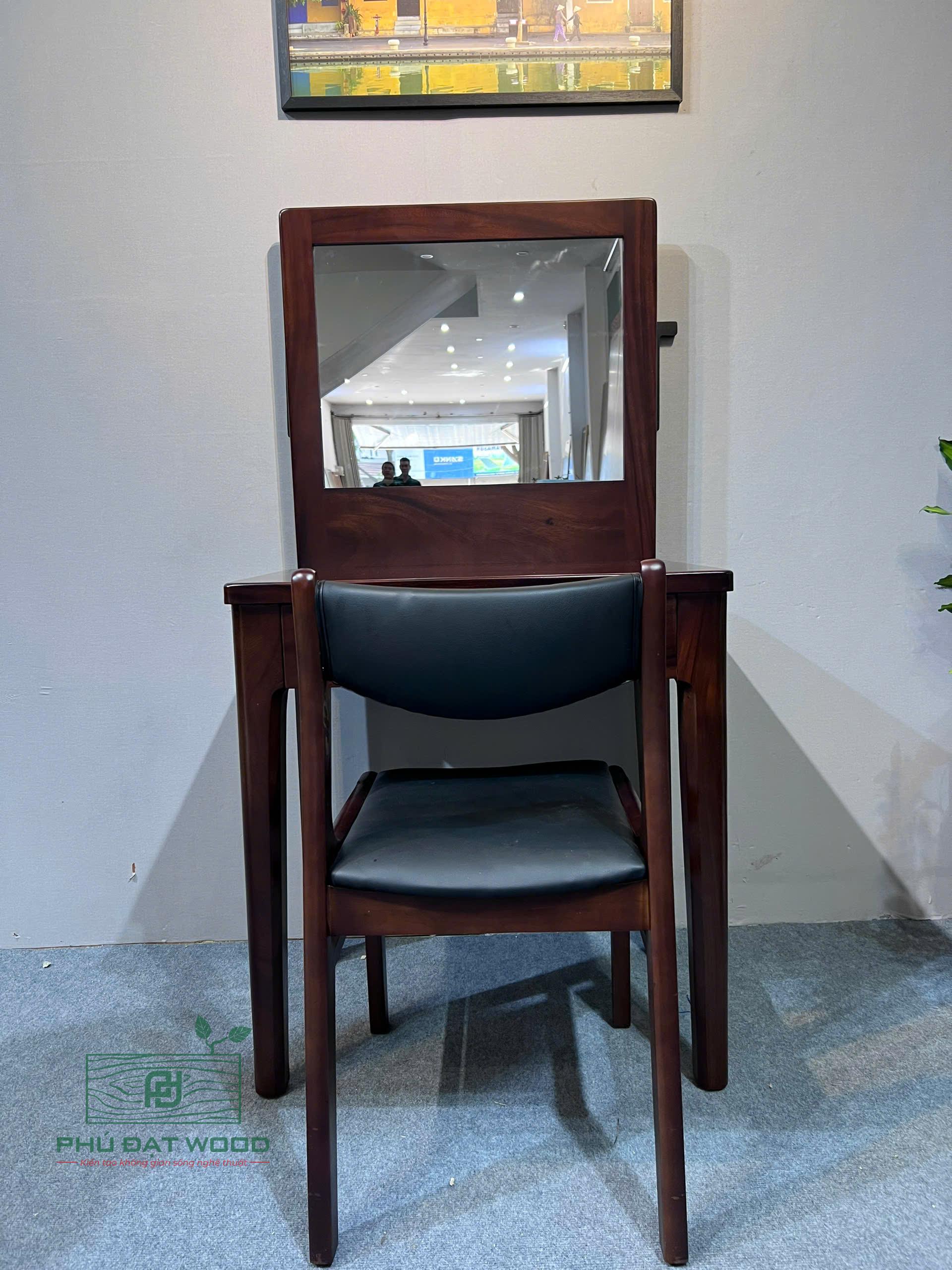 Bàn trang điểm A4 (1)