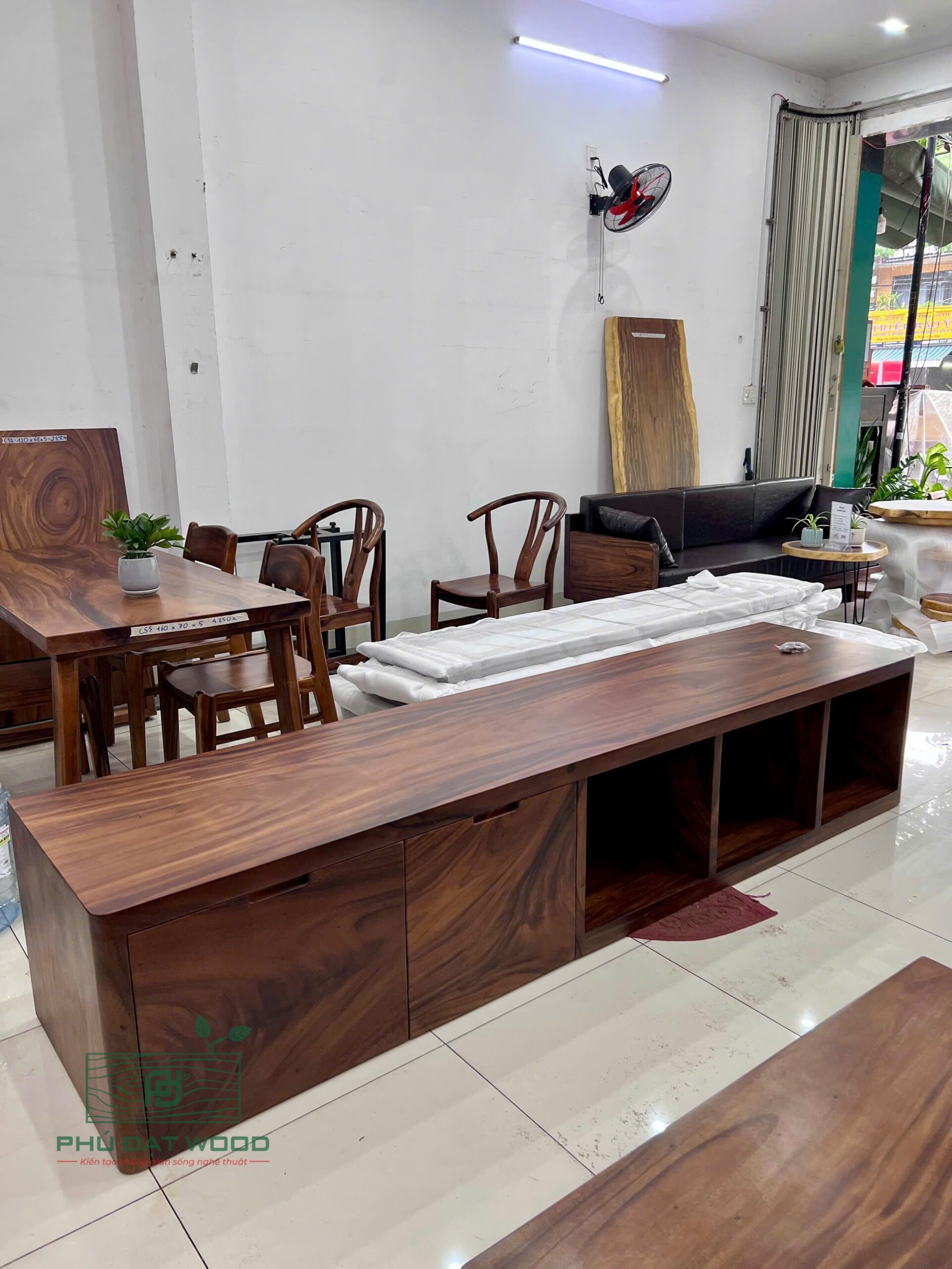 Tủ Kệ Gỗ Me Tây Đa Năng 254x59x50cm