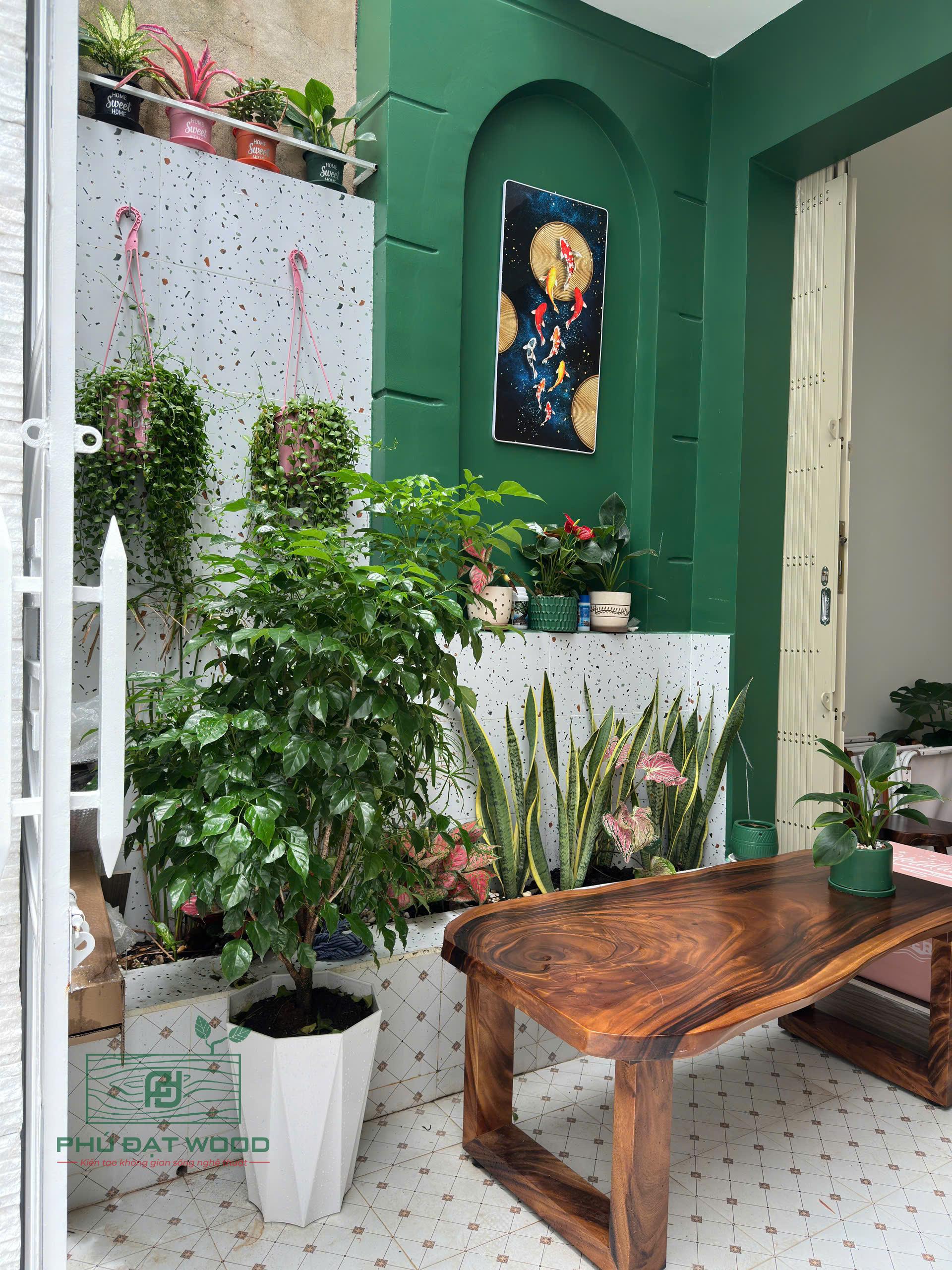 Bàn cafe ngoài trời gỗ tự thiên nguyên tấm 