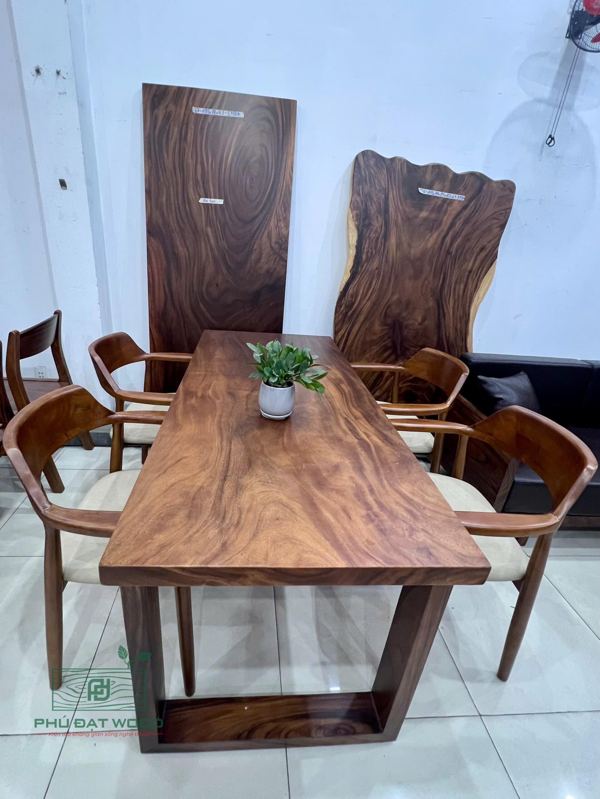 Bộ bàn sang trọng gỗ me tây PĐ 160X72 Bộ bàn sang trọng gỗ me tây PĐ 160X72