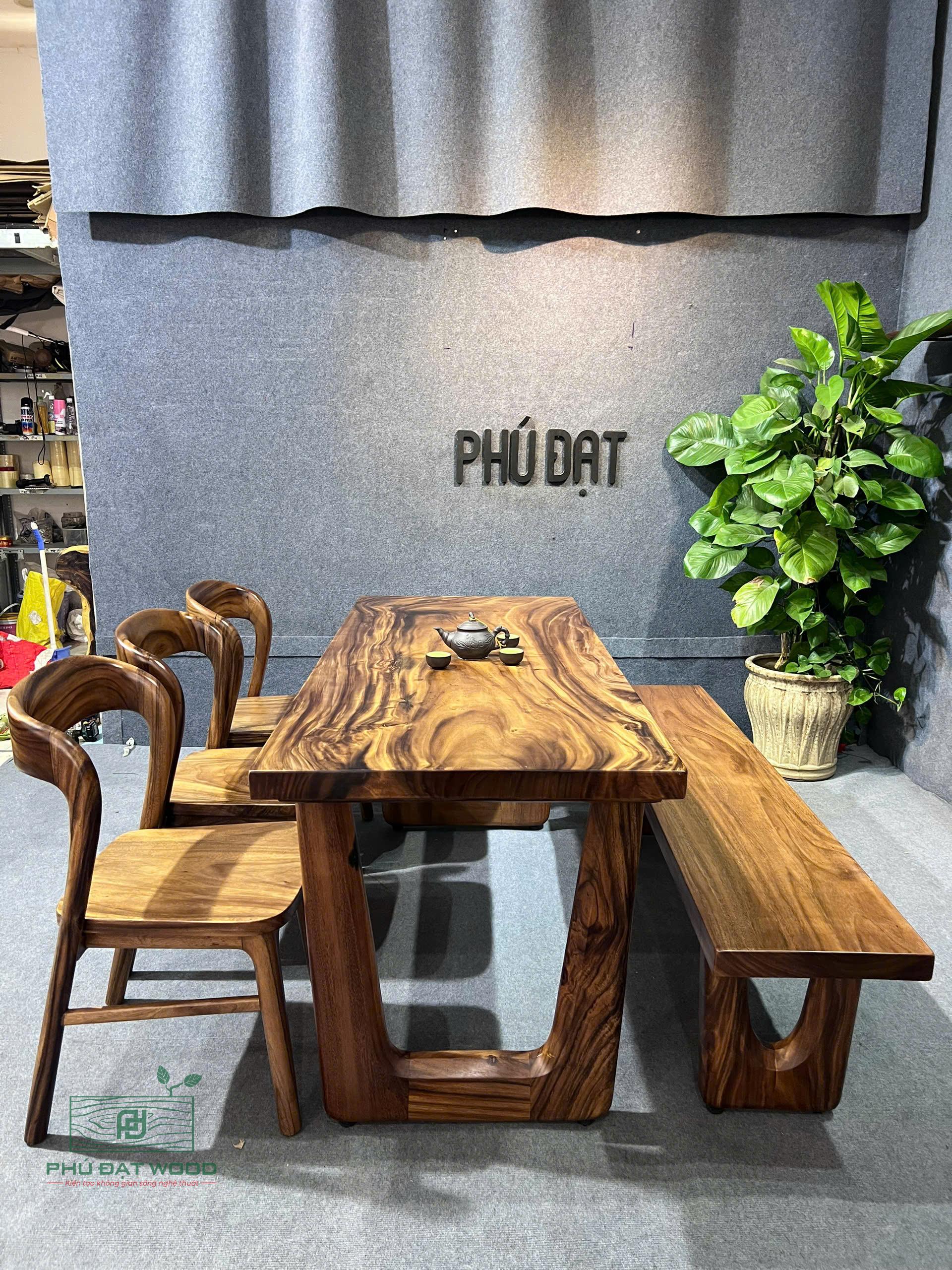 Bộ bàn1 ghế băng 3 ghế gỗ me tây Bộ bàn1 ghế băng 3 ghế gỗ me tây